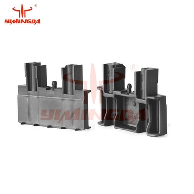 قطع غيار قطع غيار السيارات البلاستيكية معطلة تثبيت ناقل الألواح PN 129559 704679